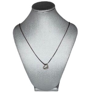 STERLING SILVER NECKLACE Floating heart charm Box chain 20” Whimsical Like new